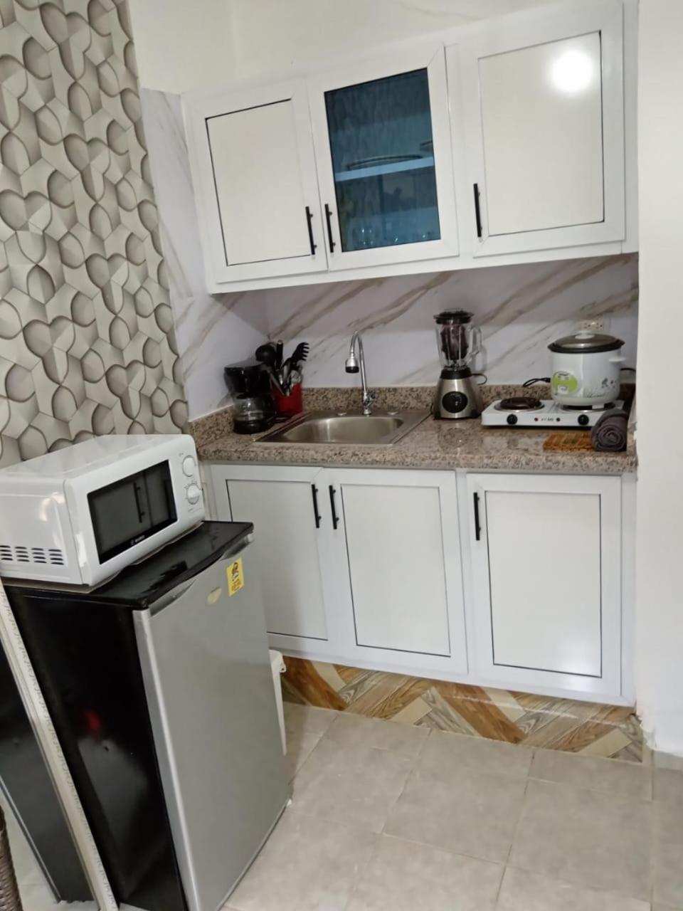 Apartamentos De 1 2 Y 3 Habitaciones سانتياغو دي لوس كاباليروس المظهر الخارجي الصورة
