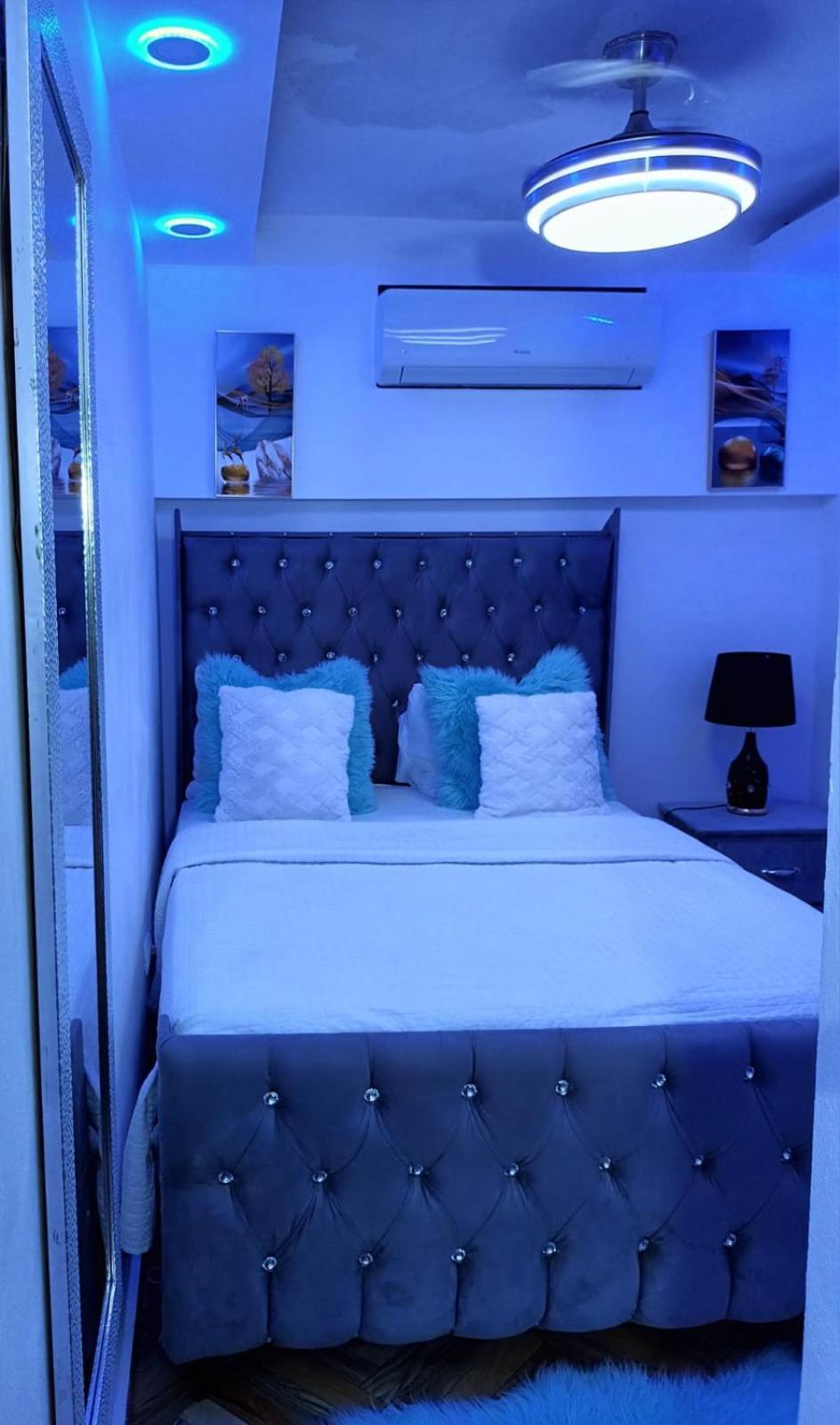 Apartamentos De 1 2 Y 3 Habitaciones سانتياغو دي لوس كاباليروس المظهر الخارجي الصورة