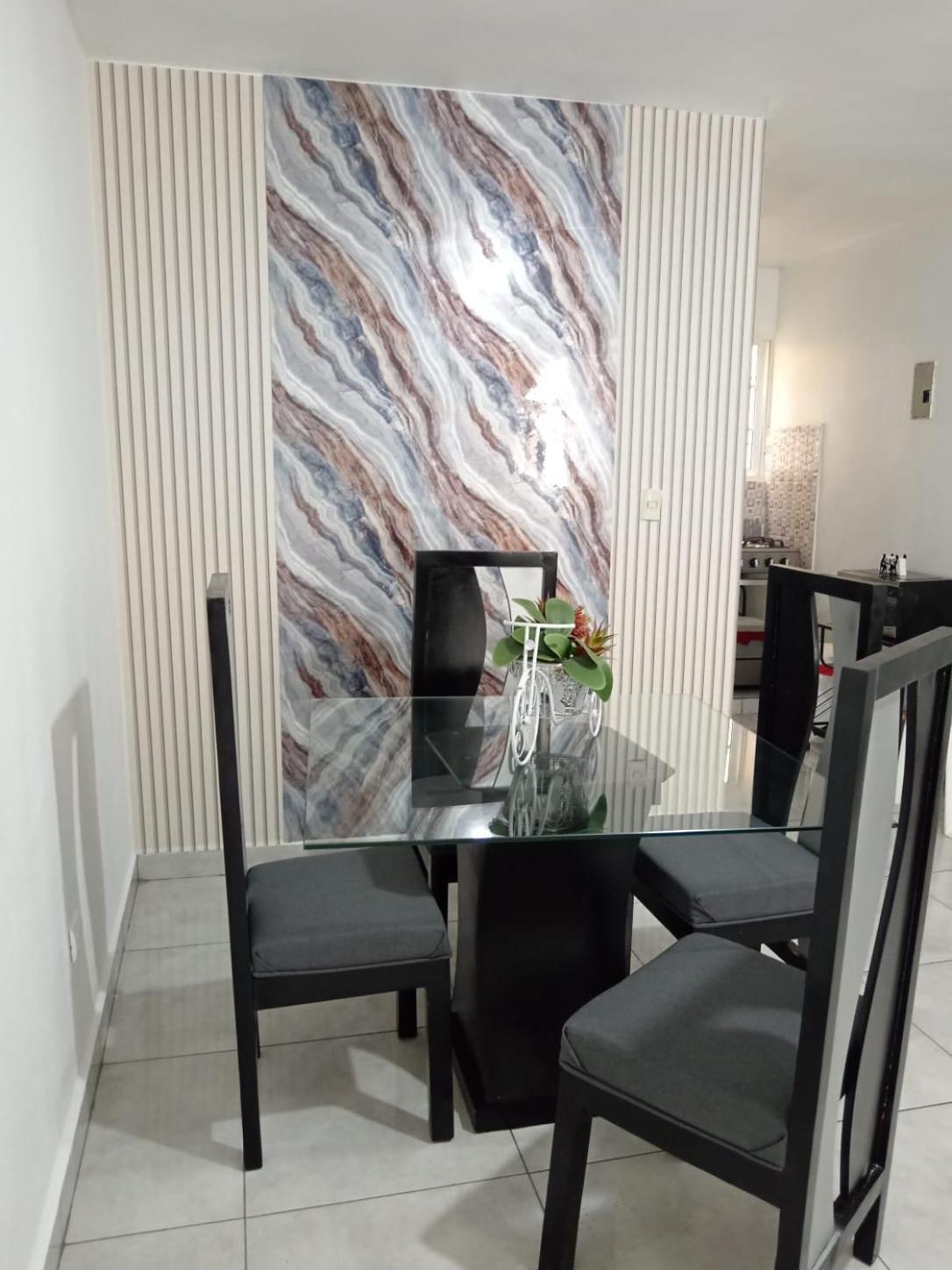Apartamentos De 1 2 Y 3 Habitaciones سانتياغو دي لوس كاباليروس المظهر الخارجي الصورة