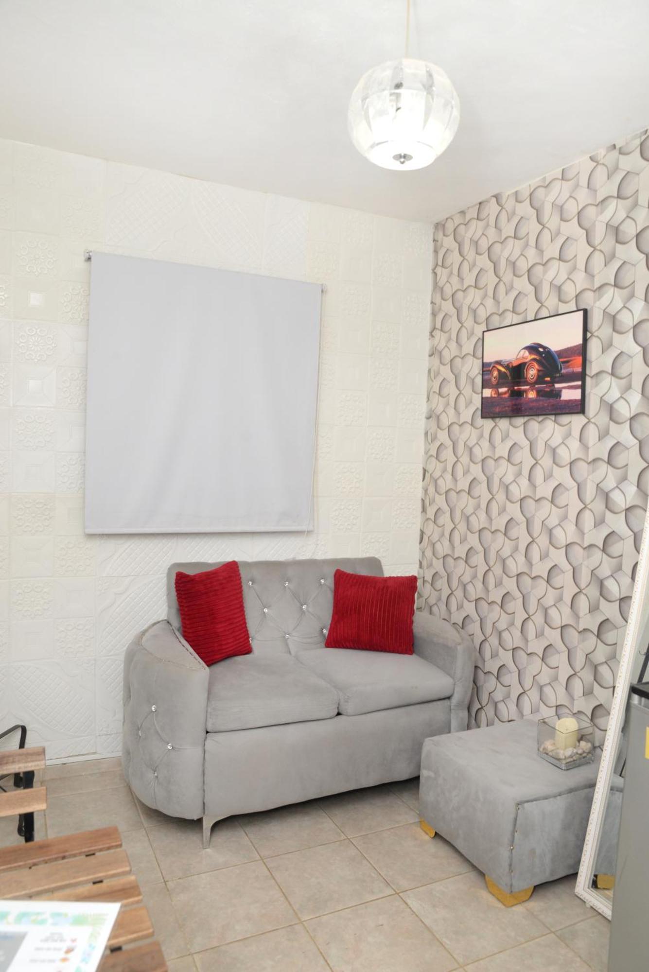 Apartamentos De 1 2 Y 3 Habitaciones سانتياغو دي لوس كاباليروس الغرفة الصورة