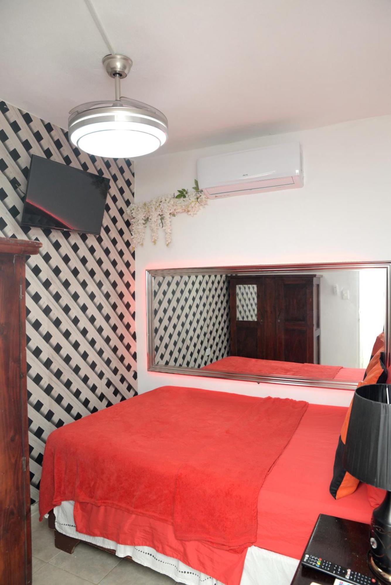 Apartamentos De 1 2 Y 3 Habitaciones سانتياغو دي لوس كاباليروس الغرفة الصورة