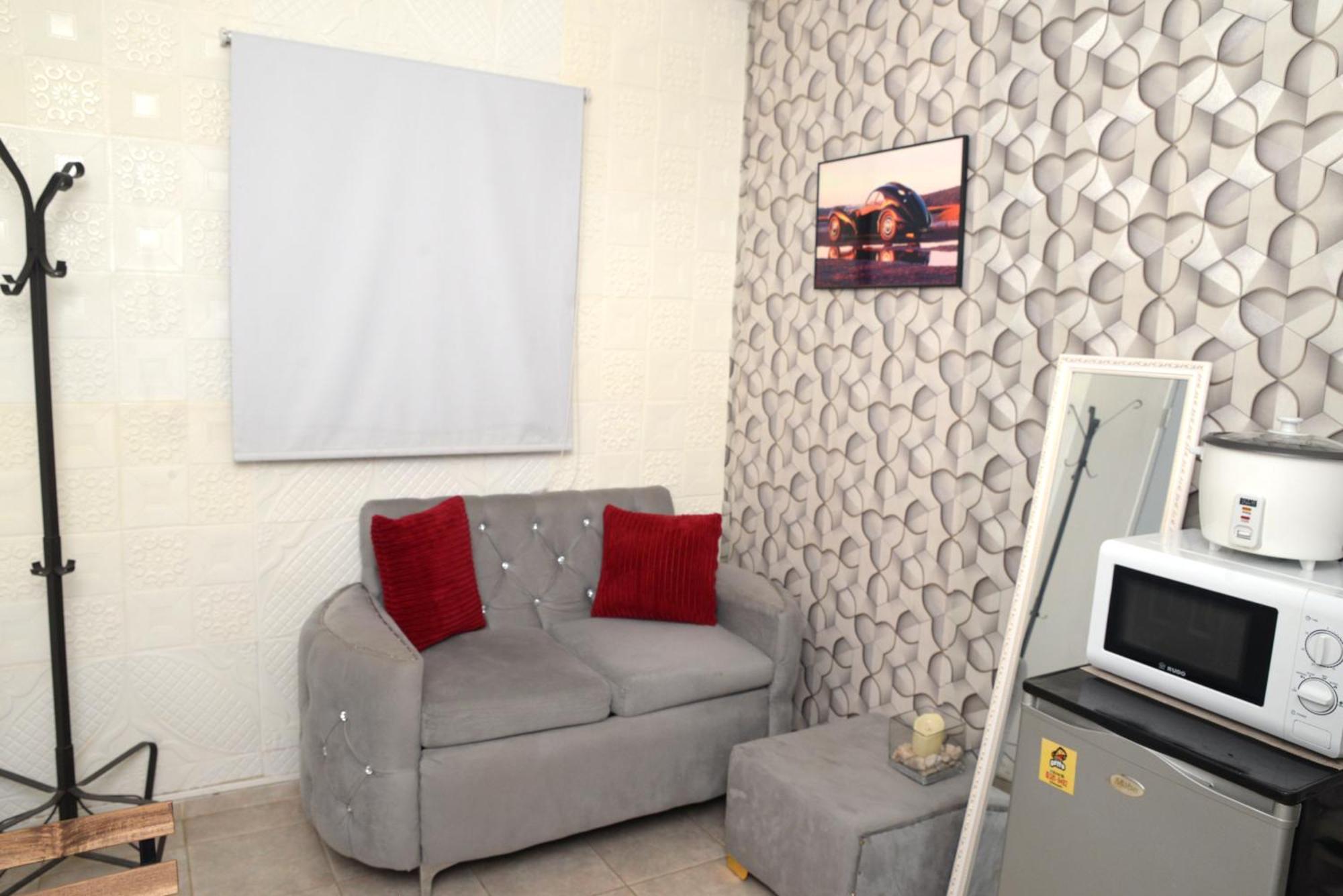 Apartamentos De 1 2 Y 3 Habitaciones سانتياغو دي لوس كاباليروس الغرفة الصورة